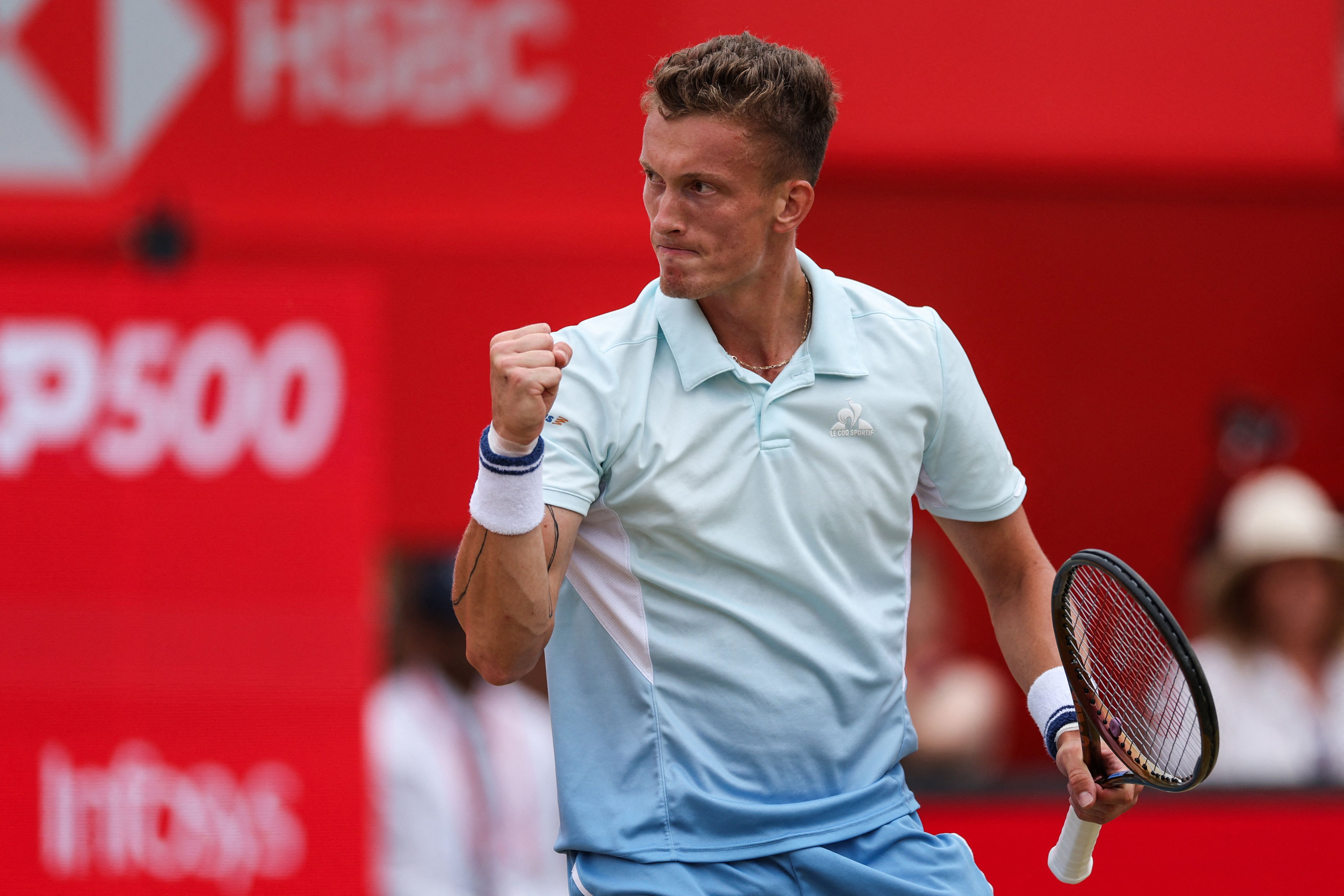 lol竞猜-澳大利亚网球队险胜英国网球队，阿尔卡拉斯统治全场