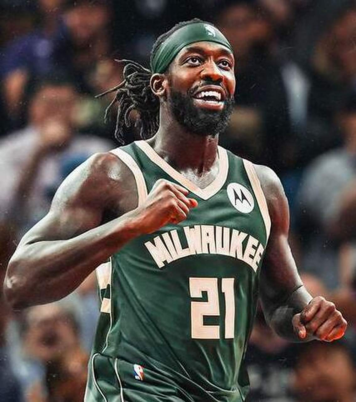 LOL英雄联盟投注-76人险胜灰熊，贝弗利惊艳世界