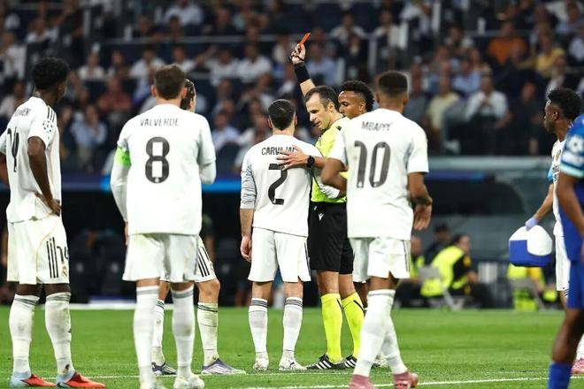 包含皇马险胜那不勒斯,孙兴慜一己之力扛起全队的词条 包含皇马险胜那不勒斯,孙兴慜一己之力扛起全队的词条