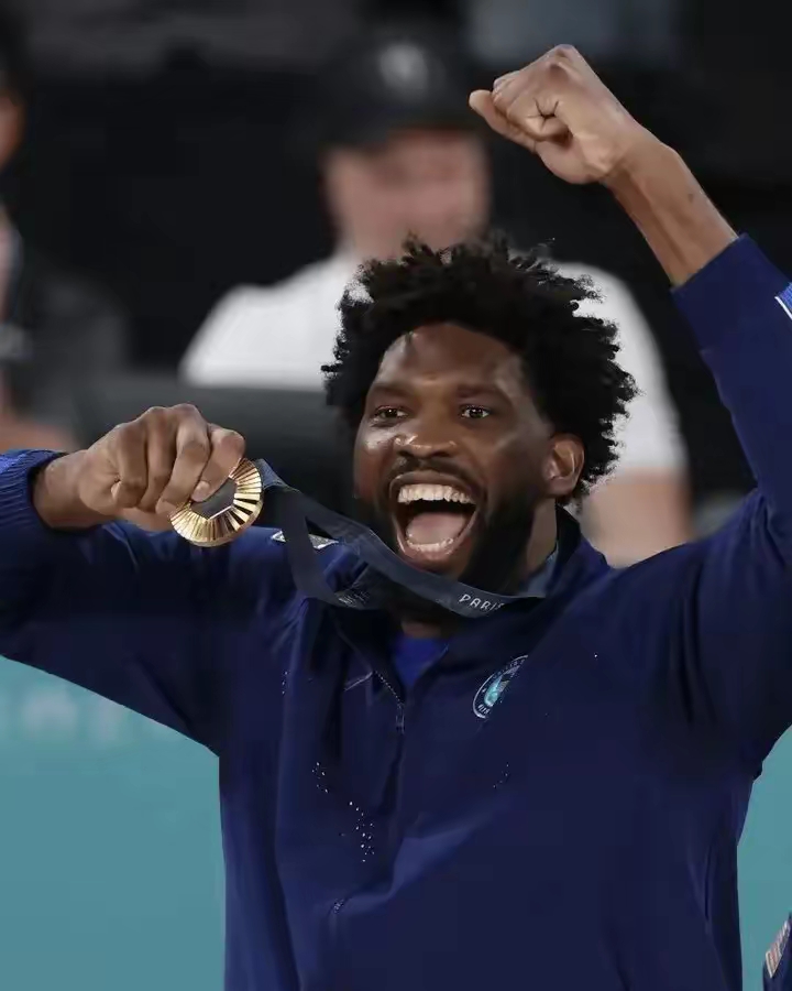 快船轻取墨西哥男篮，恩比德爆发神勇