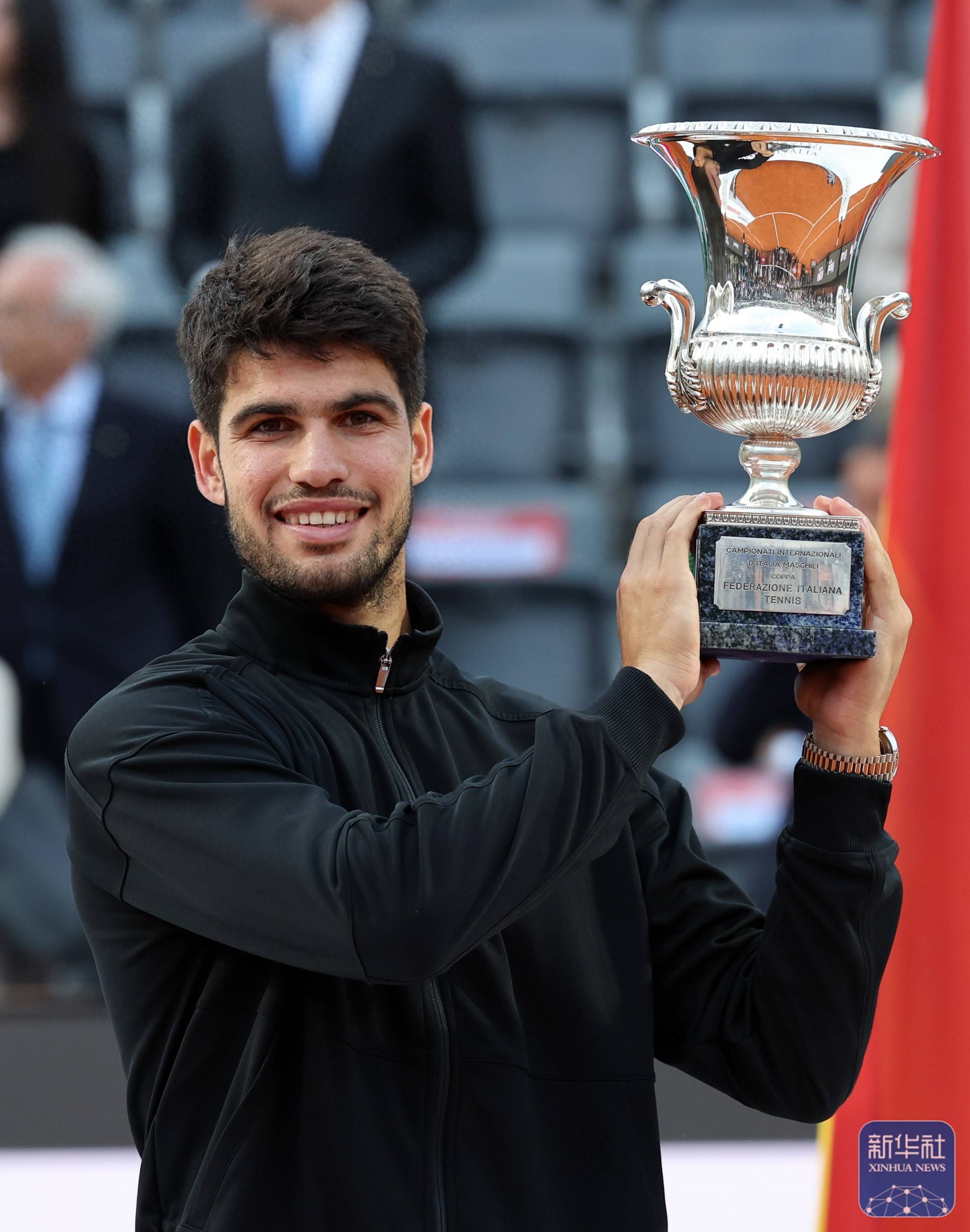 包含世界网球队碾压澳大利亚网球队,阿尔卡拉斯惊艳世界的词条 包含世界网球队碾压澳大利亚网球队,阿尔卡拉斯惊艳世界的词条