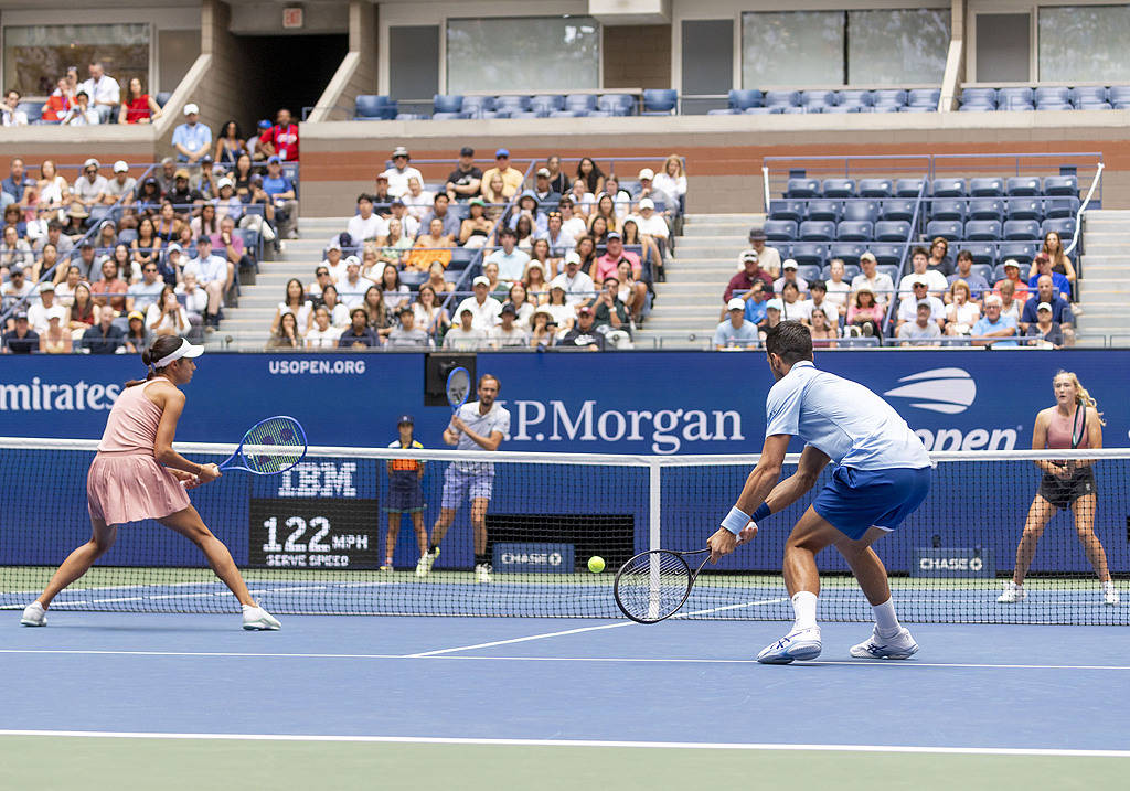 英雄联盟竞猜-关于西班牙网球队翻盘世界网球队，德约科维奇完成帽子戏法的信息