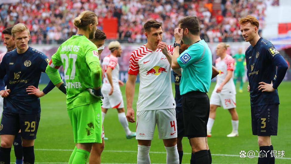 LOL直播入口-汉诺威96客场败给RB莱比锡，遭受客场失利