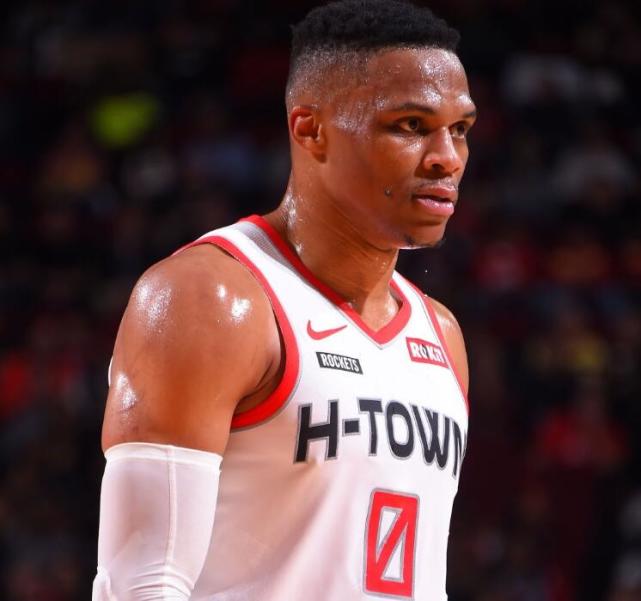 迪托队积极备战下一轮比赛,稳拿分数 迪托队积极备战下一轮比赛,稳拿分数