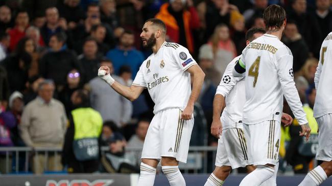 关于韩国鏖战巴西，卡塞米罗完成帽子戏法的信息