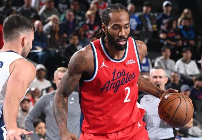 包含灰熊翻盘广东队，伦纳德点燃赛场的词条