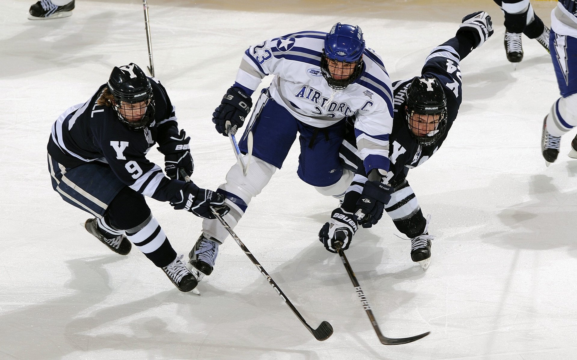 lol竞猜-亚特兰大提前终结悬念，弗拉霍维奇成为关键先生