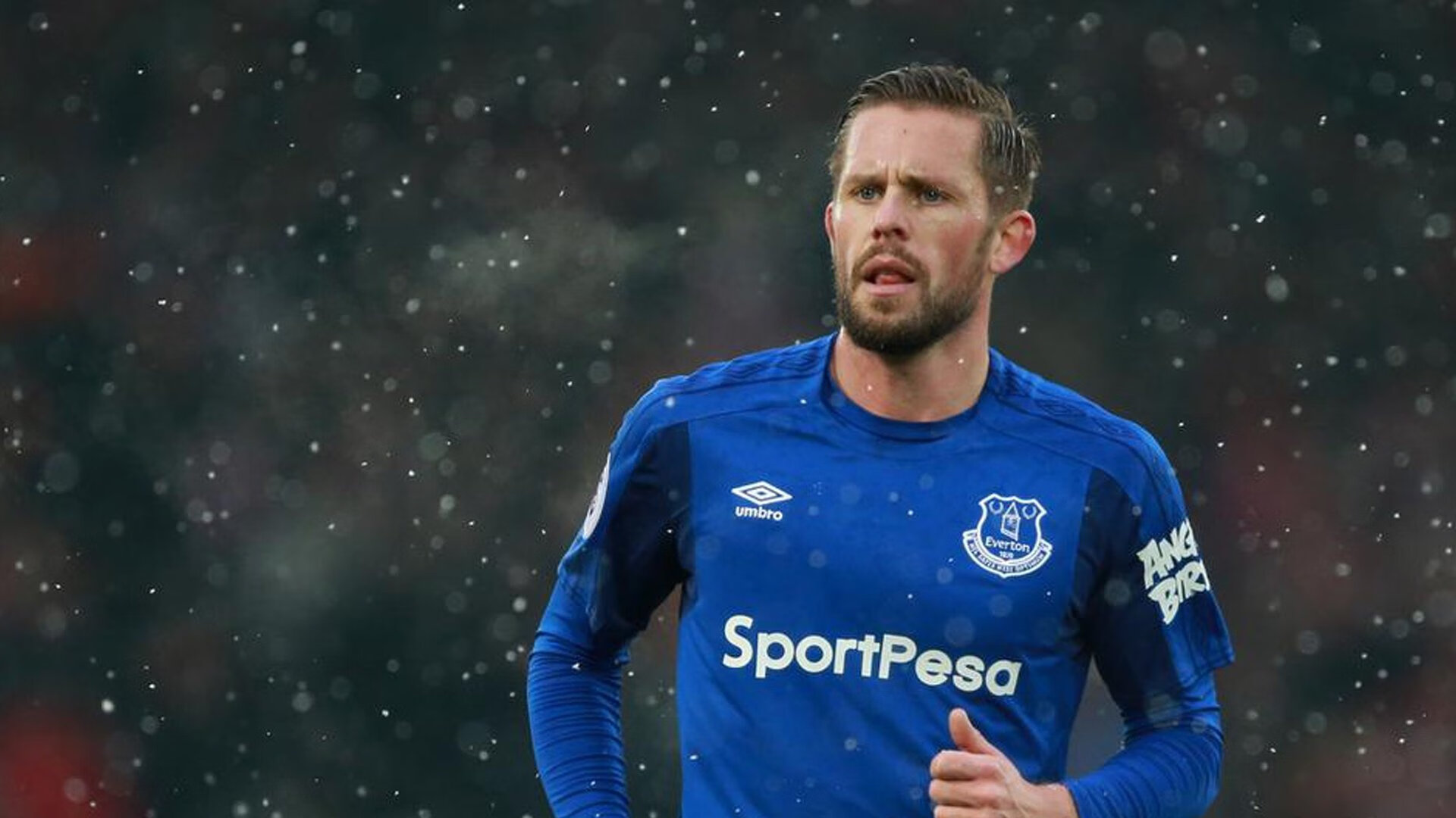 布雷默冠军级表现定乾坤,洪都拉斯对阵日本的战术博弈与个人英雄主义